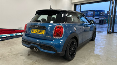 MINI Hatchback 2.0 Cooper S Exclusive 3dr Auto Petrol Hatchback